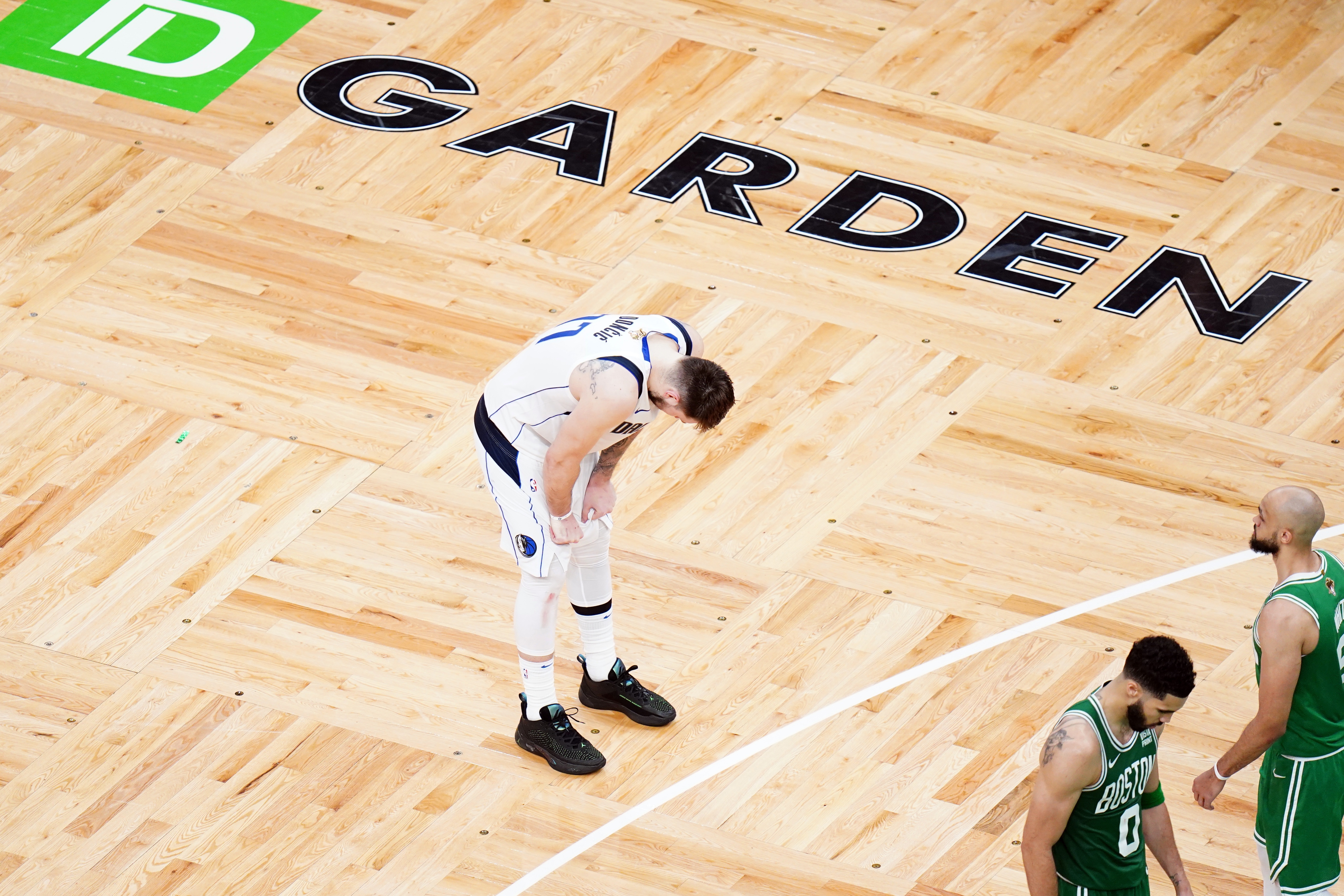 Windhorst：有一名现役NBA全明星球员跟我说 独行侠很讨厌东契奇